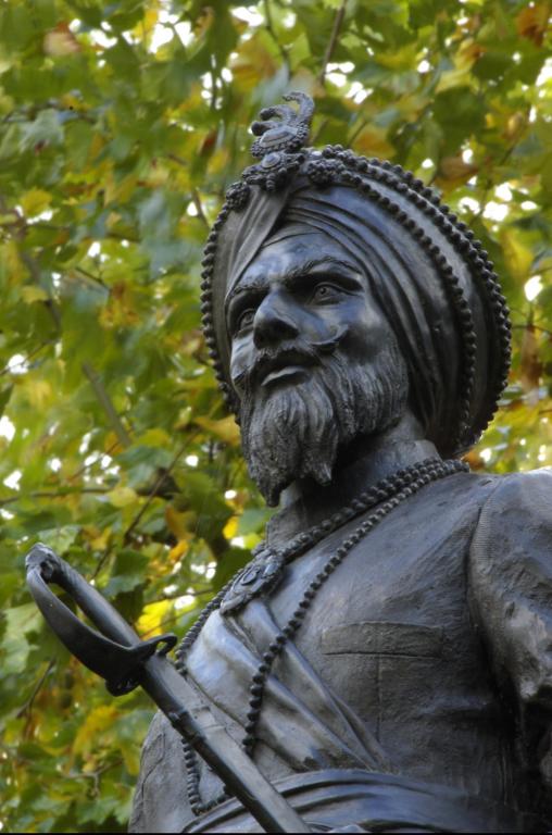 Memorial sculpture of Maharajah Duleep Singh